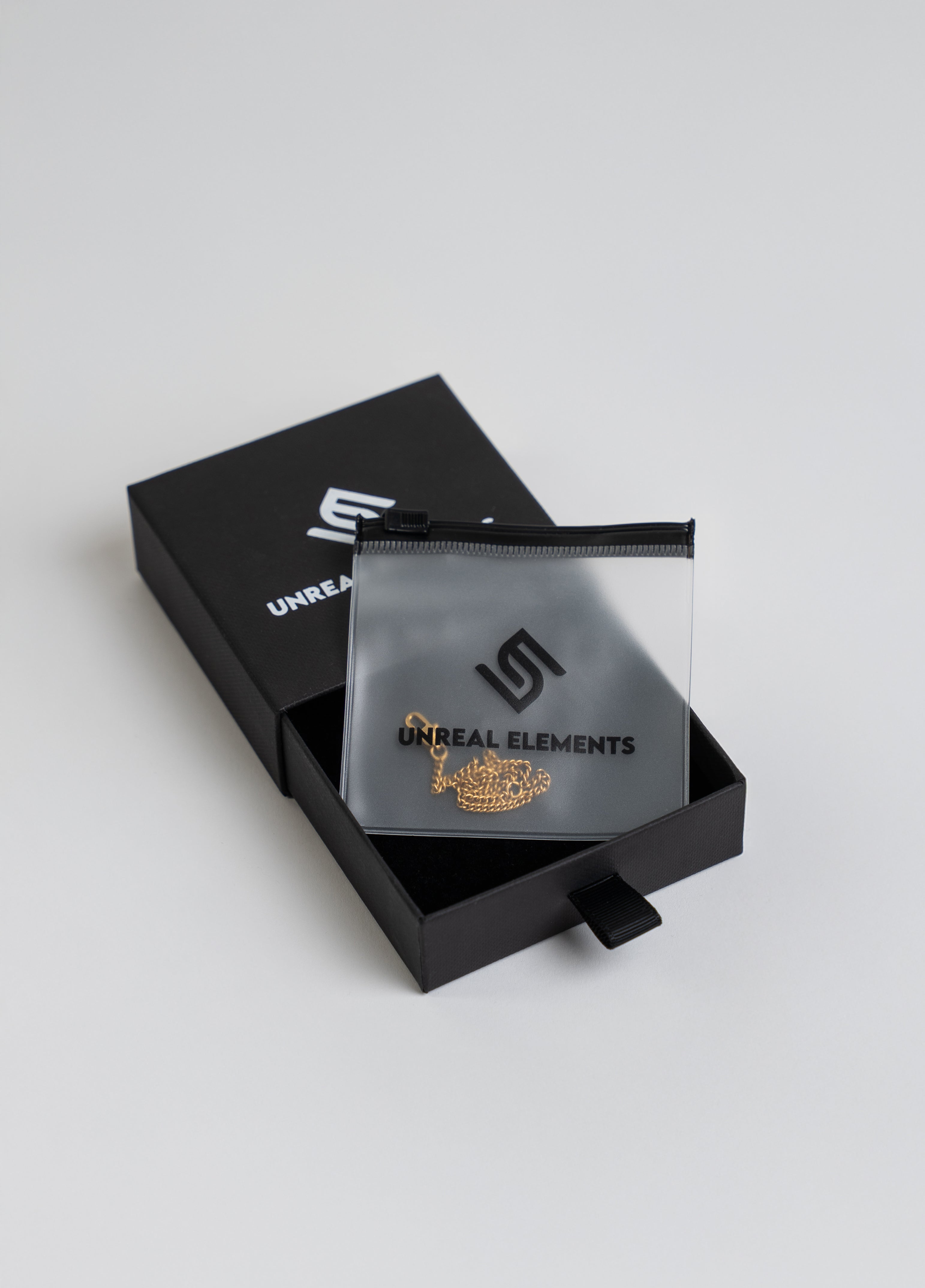 Cuban Bracelet 2MM in Gold in verpakking