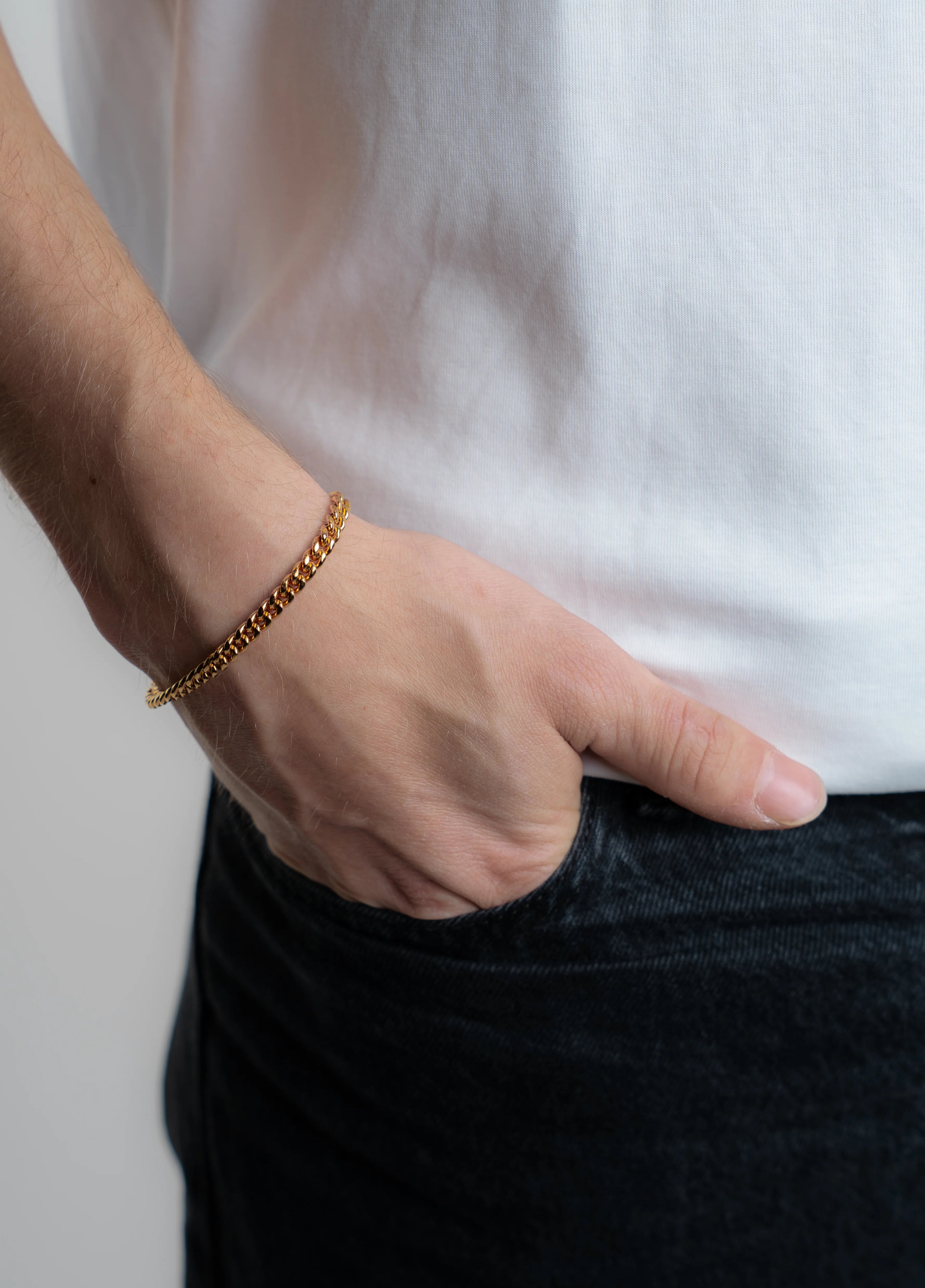 Cuban Link Bracelet 5MM in Gold