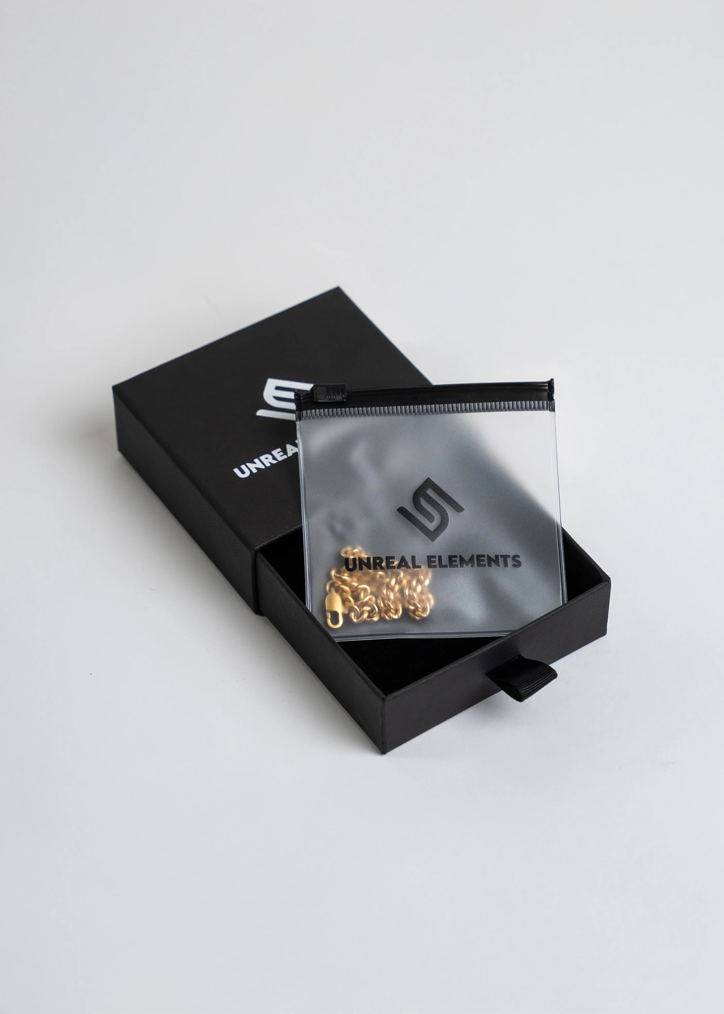 Cuban Link Bracelet 5MM in Gold in doos