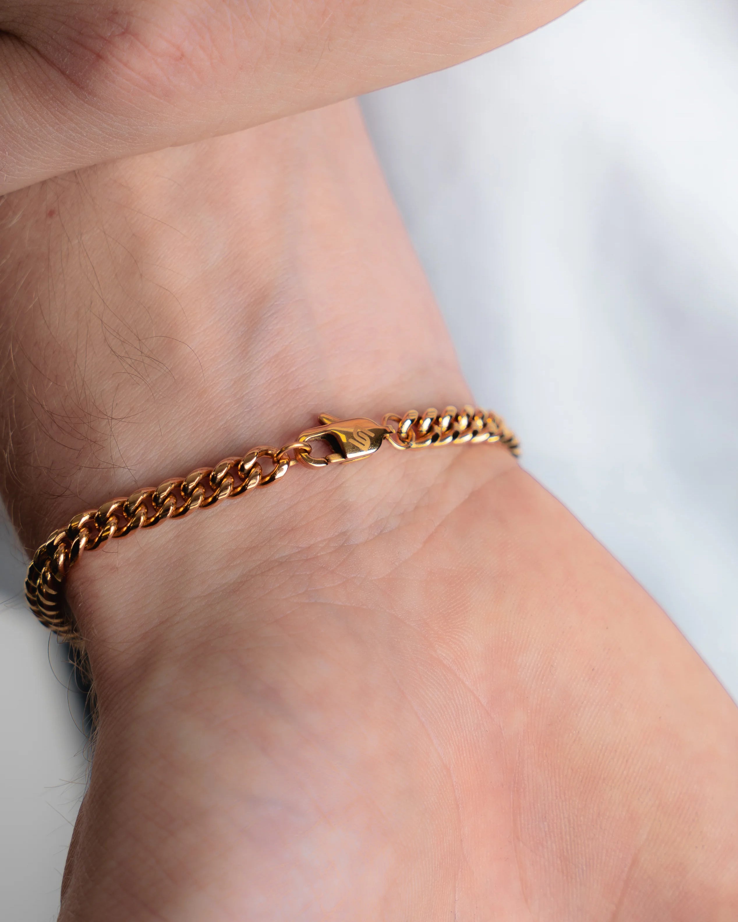 Cuban Link Bracelet 5MM in Gold met logo