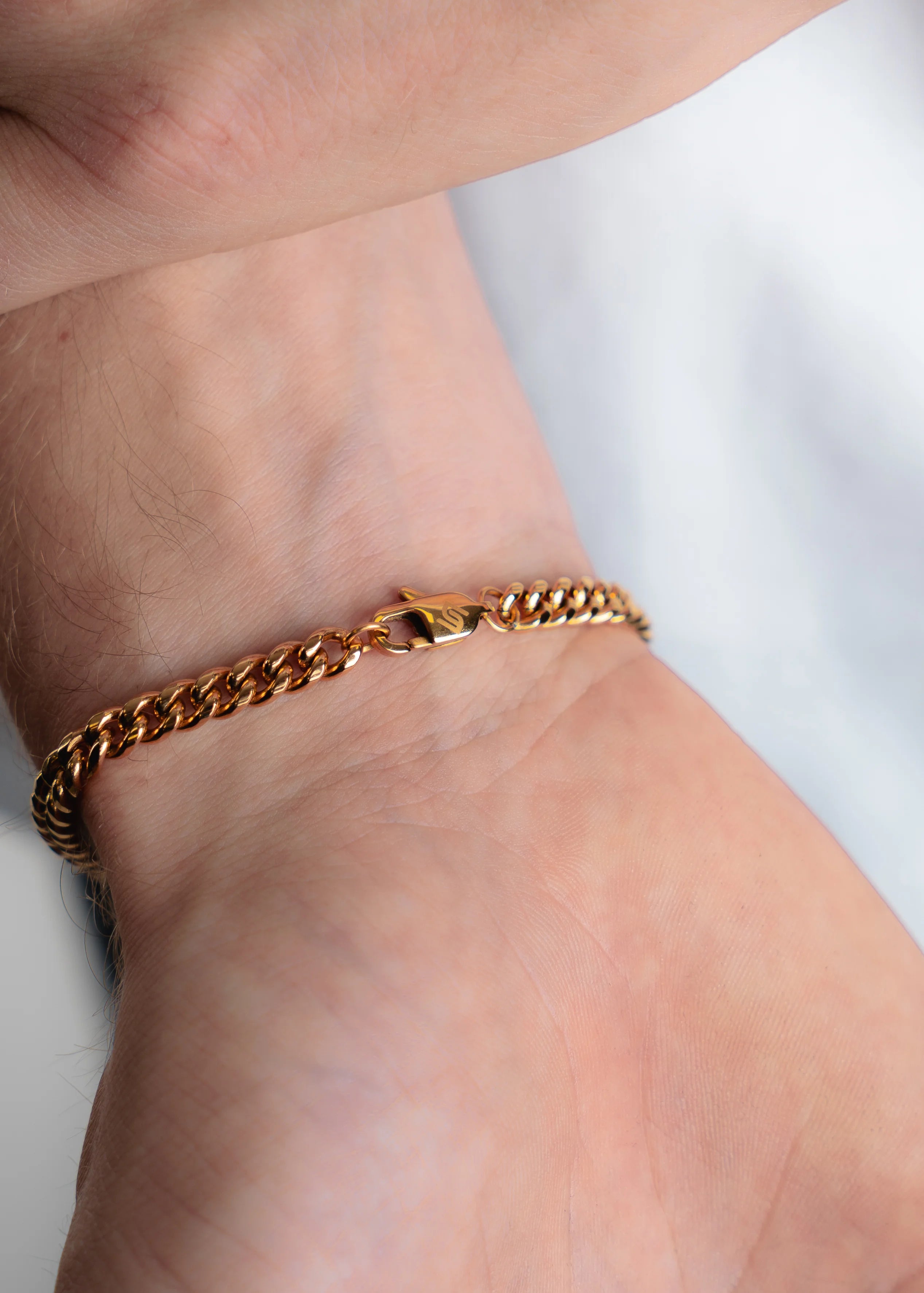 Cuban Link Bracelet 5MM in Gold met logo