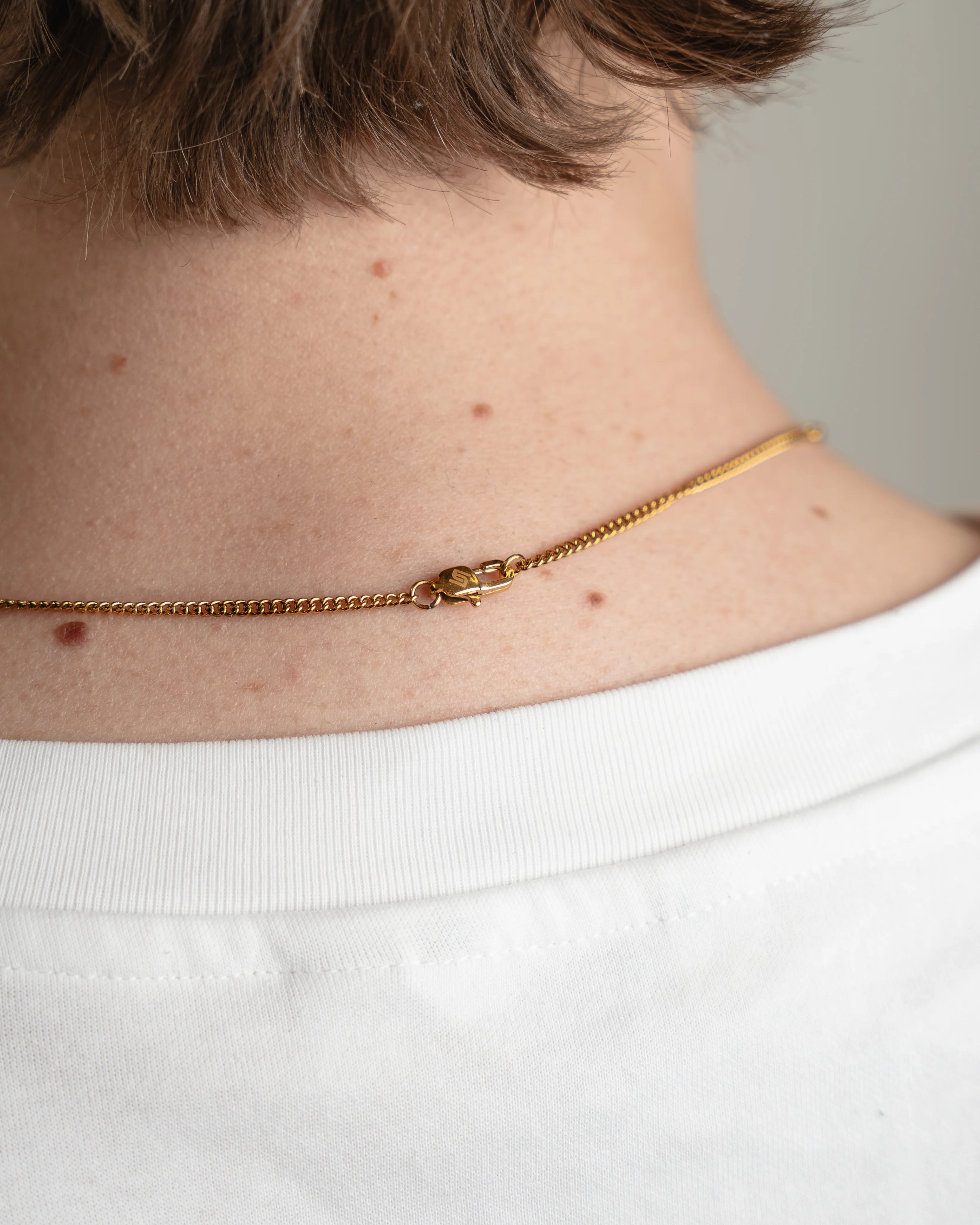 Cuban Link Chain 2MM in Gold met logo