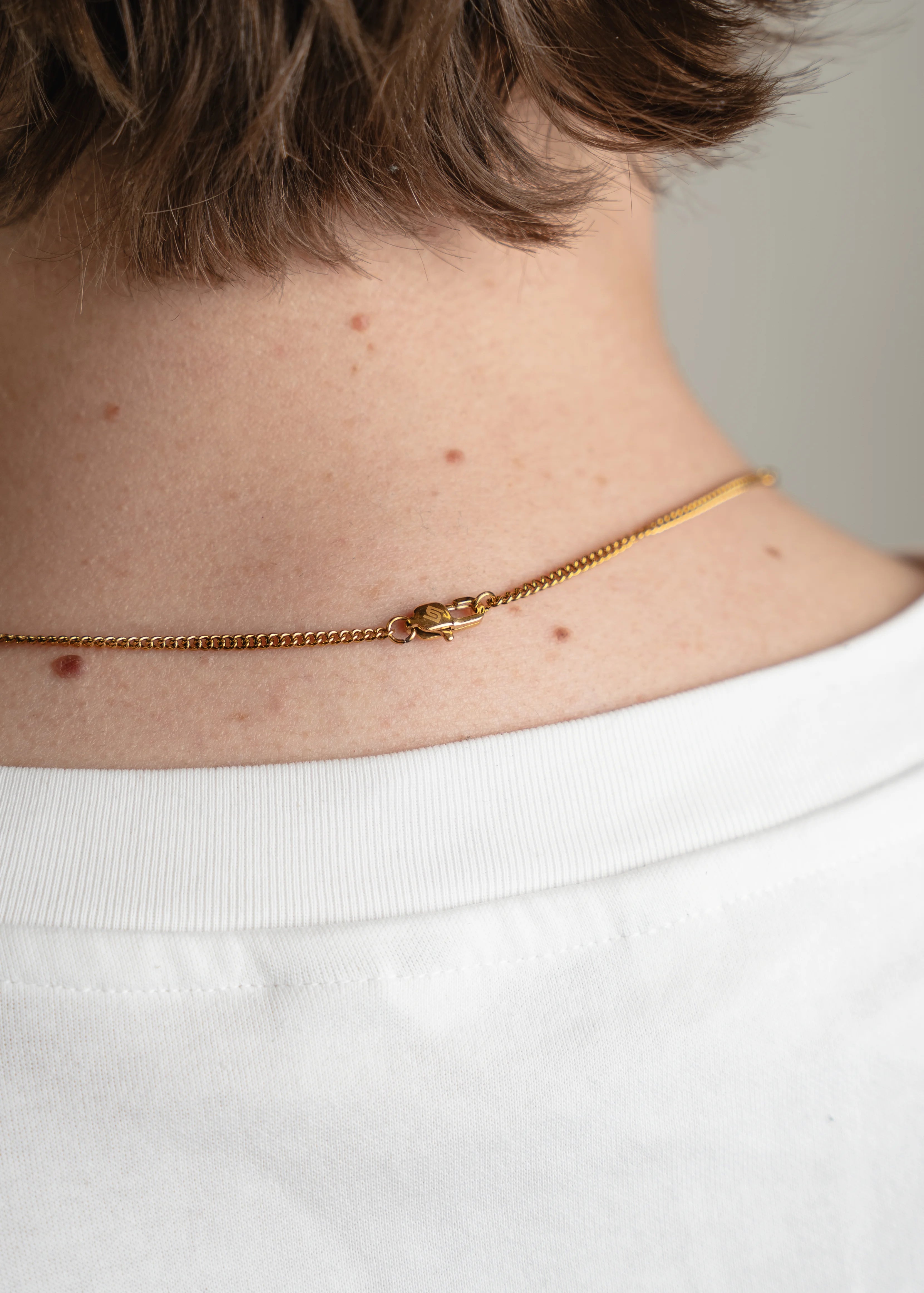 Cuban Link Chain 2MM in Gold met logo