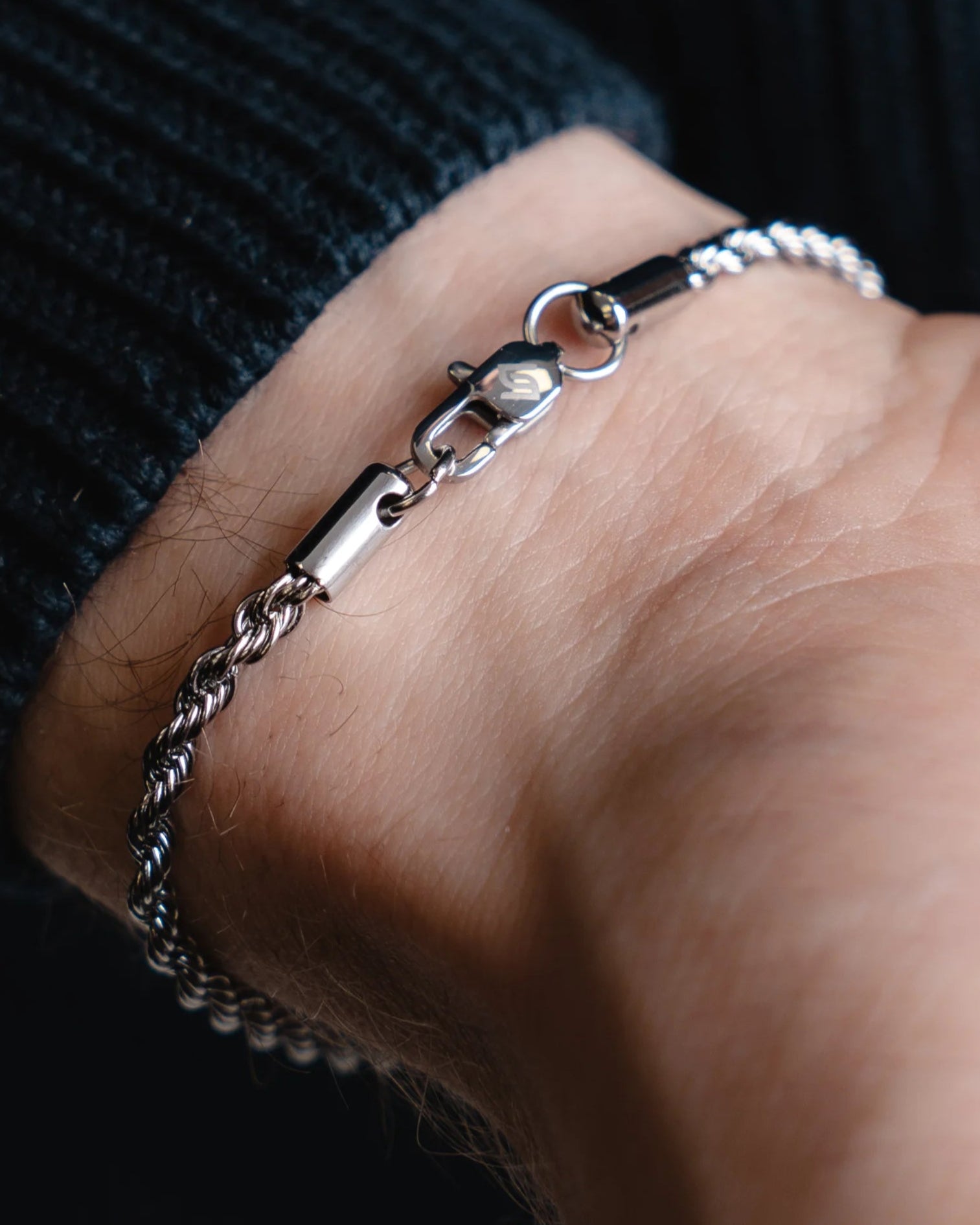 Rope Bracelet 3MM in Silver close up logo