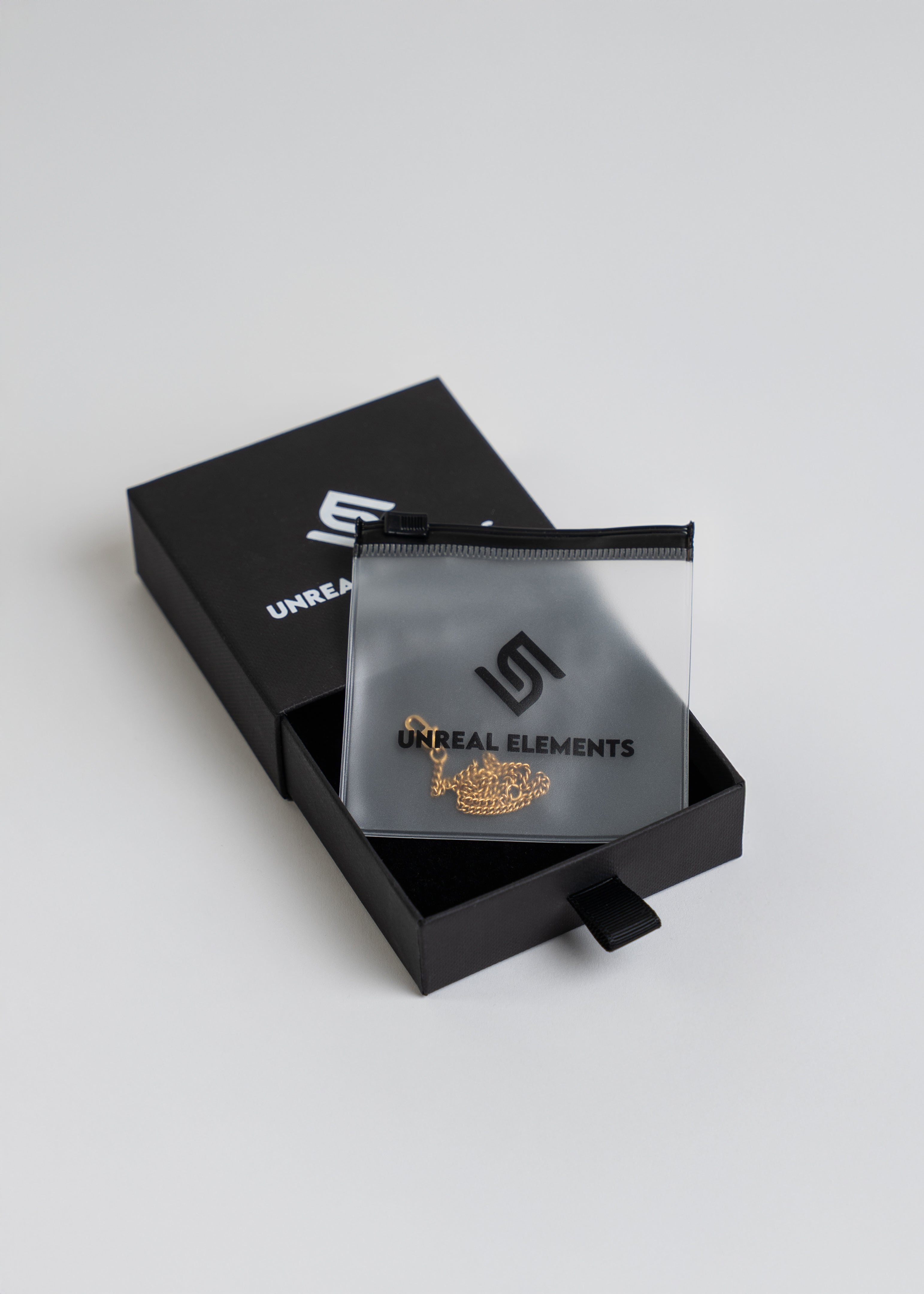 Cuban Bracelet 2MM in Gold in verpakking