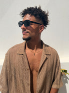 heren ketting met kruis op model
